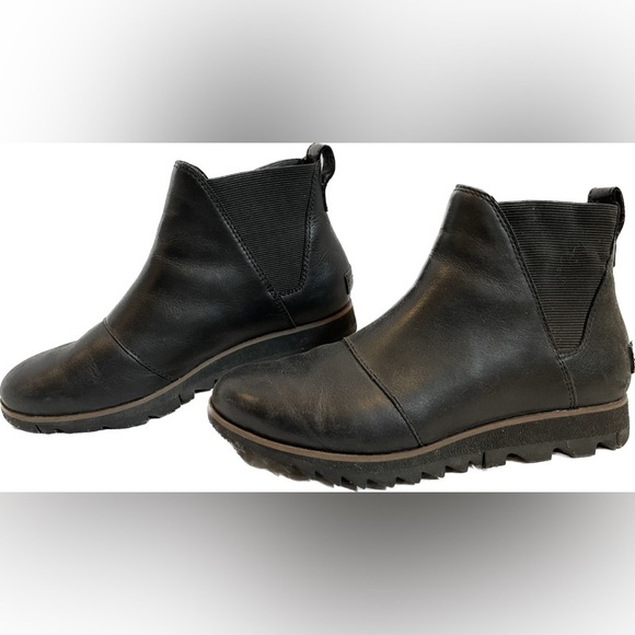 Sorel Harlow Chelsea Ankle Boot - Picture 2 of 5